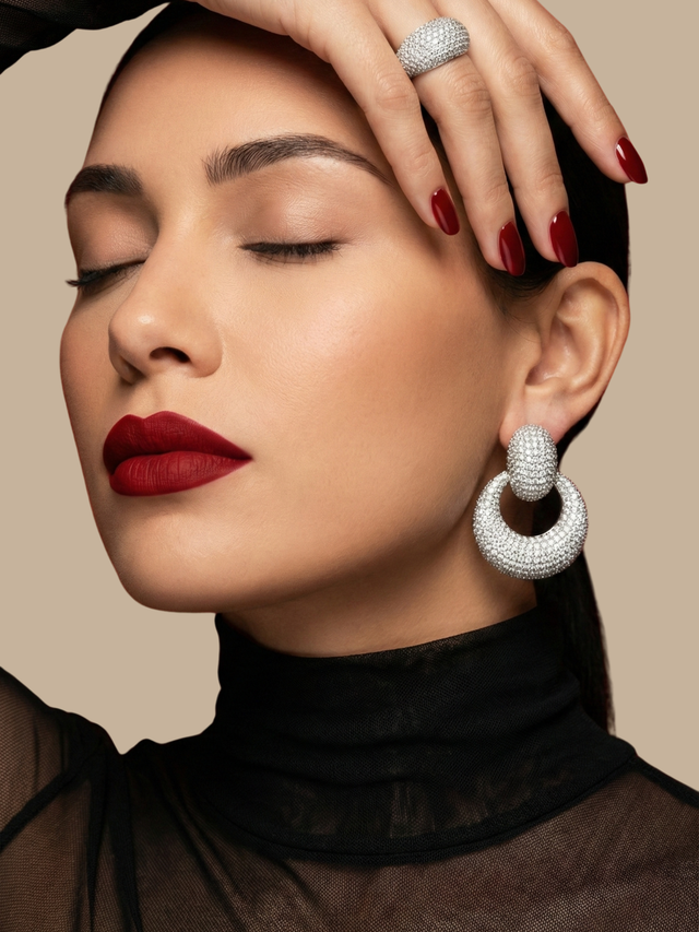 Model Wearing Soraya Silver Double Drop Earrings in Plated Metal Jewelry for Pierced Ears Rhodium Copper 4 cm 24.3gms