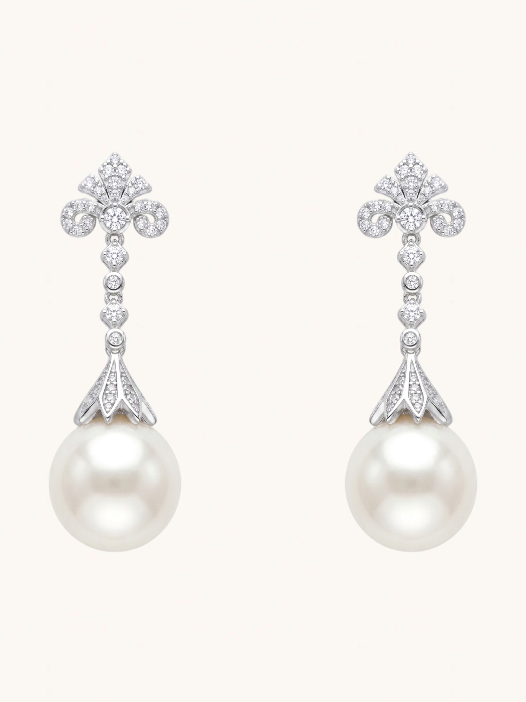 Front View of Perlina Pearl Dangle Earrings Jewelry for Pierced Ears Post / Pin & Push in 925 Sterling Silver Stamp Marked Rhodium Plated Copper 4 cm 11.4gms