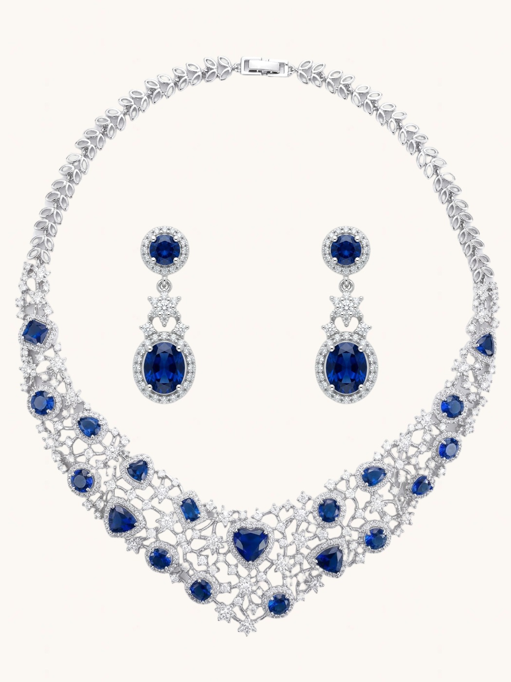 Front View of Vera Necklace in Rhodium Plated Metal Comfort Fit Copper 49.5gms Mix