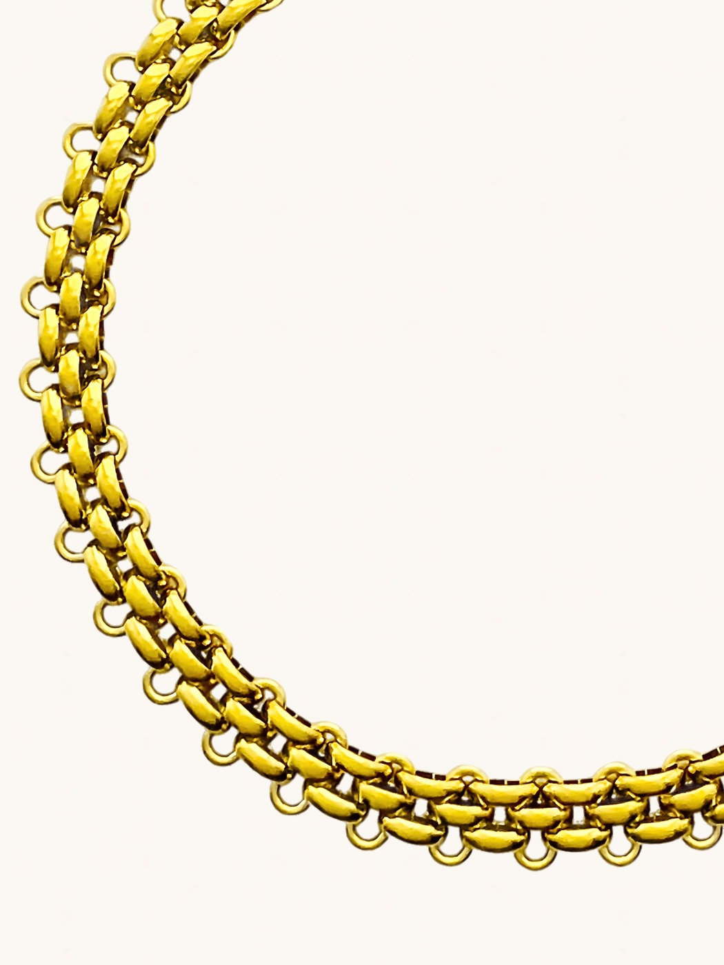 Closeup of Clara Chunky Necklace in 18K Gold Plated Metal Adjustable Length 18k Steel | Hypoallergenic Tarnish Resistant Sweat Water Eco - Friendly 15 inches 56.2gms