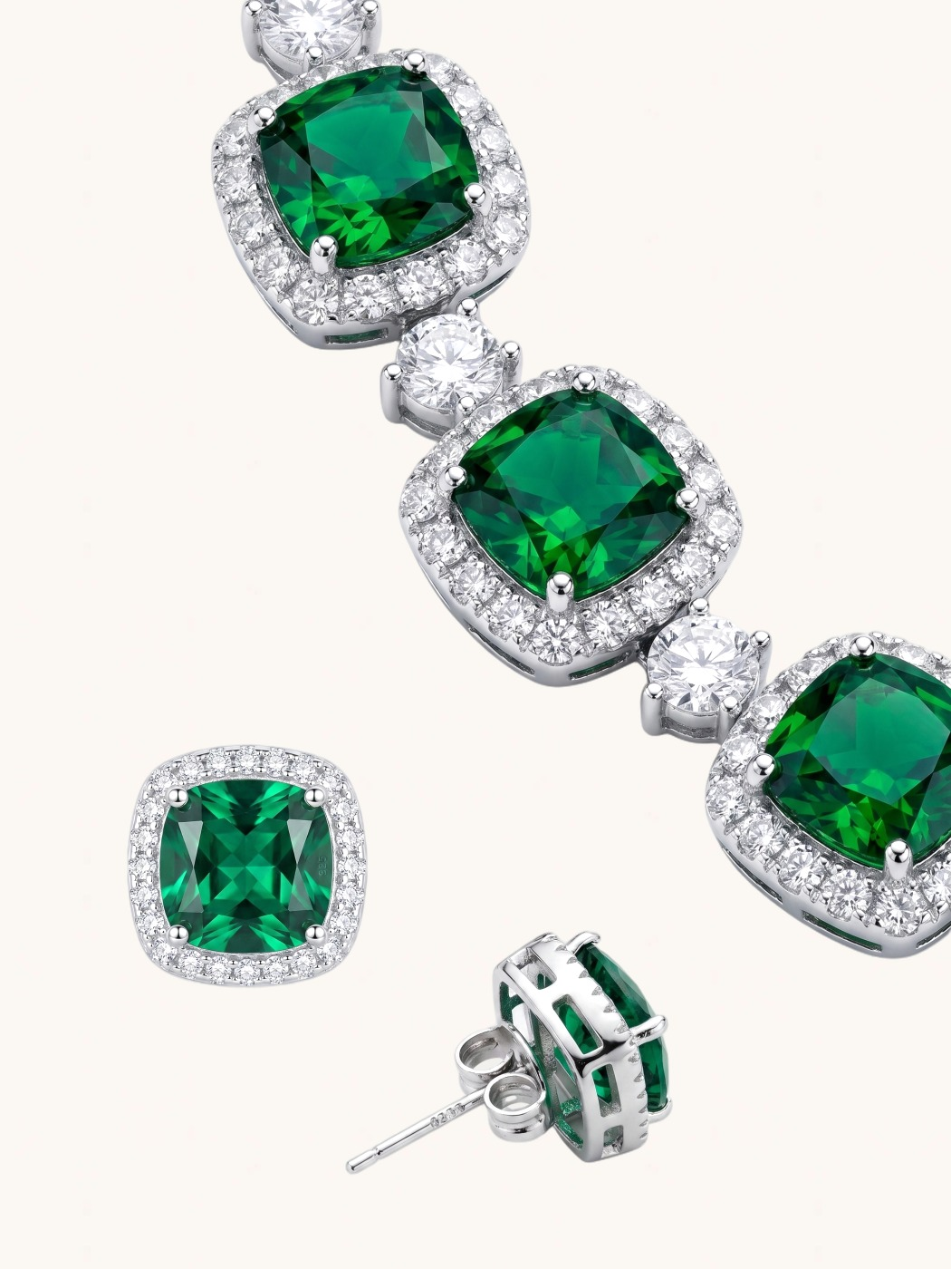 Closeup of Martina Necklace and Earrings Set-Green Comfort Fit Rhodium Plated Copper One Size 35.3gms Mix Metal