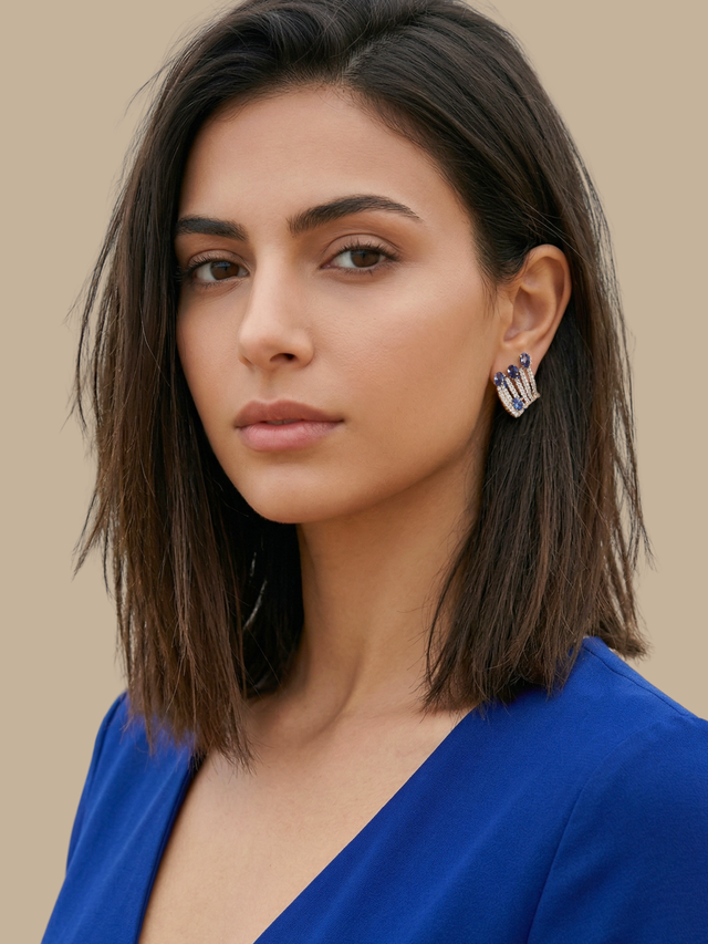 Model Wearing Nia Claw Stud Earrings Jewelry for Pierced Ears 925 Sterling Silver 21.51 mm 9.2gms