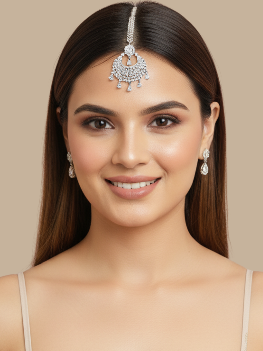Model Wearing Dia Maang Tikka Fixed Length Silver Plated Brass Metal One Size 12.2gms