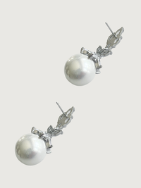 Rear View of Rania Pearl Dangle Earrings Jewelry for Pierced Ears Post / Pin & Push in 925 Sterling Silver Stamp Marked Plated Brass Metal 4 cm 11gms