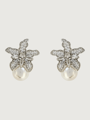 Front View of Cattleya Pearl Stud Earrings in Rhodium Plated Metal Jewelry for Pierced Ears Post / Pin & Push 925 Sterling Silver Stamp Marked Copper One Size 8.5gms