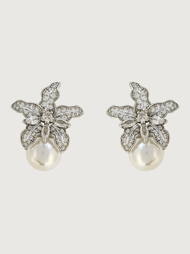 Front View of Cattleya Pearl Stud Earrings in Rhodium Plated Metal Jewelry for Pierced Ears Post / Pin & Push 925 Sterling Silver Stamp Marked Copper One Size 8.5gms