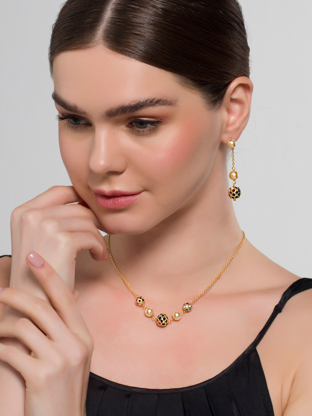 Model Wearing Neda Necklace in 18K Gold Plated Sterling Silver Adjustable Length 18k 925 Brass Metal Stone One Size 7.2gms