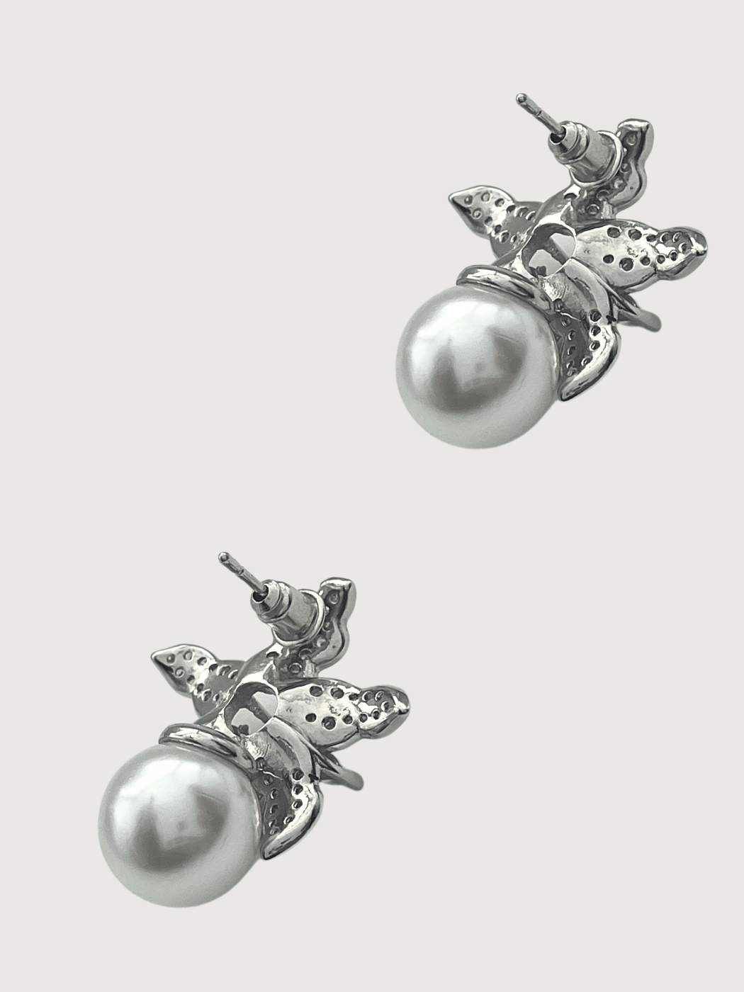 Rear View of Cattleya Pearl Stud Earrings in Rhodium Plated Metal Jewelry for Pierced Ears Post / Pin & Push 925 Sterling Silver Stamp Marked Copper One Size 8.5gms