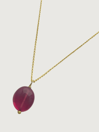 Closeup of Gold-Plated Tumble Stone Pendant Necklace Fixed Length 18k Gold Plated 925 Sterling Silver Metal One Size 3.3gms