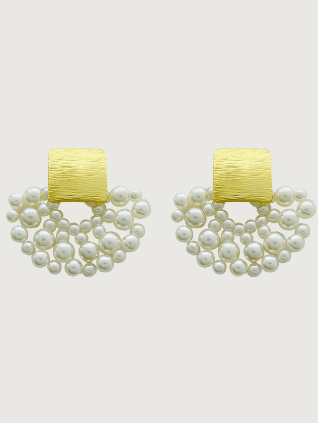 Front View of Hannah Pearl Fan Earrings in Gold Plated Metal Jewelry for Pierced Ears Brass 925 Sterling Silver Stone One Size 4.8gms