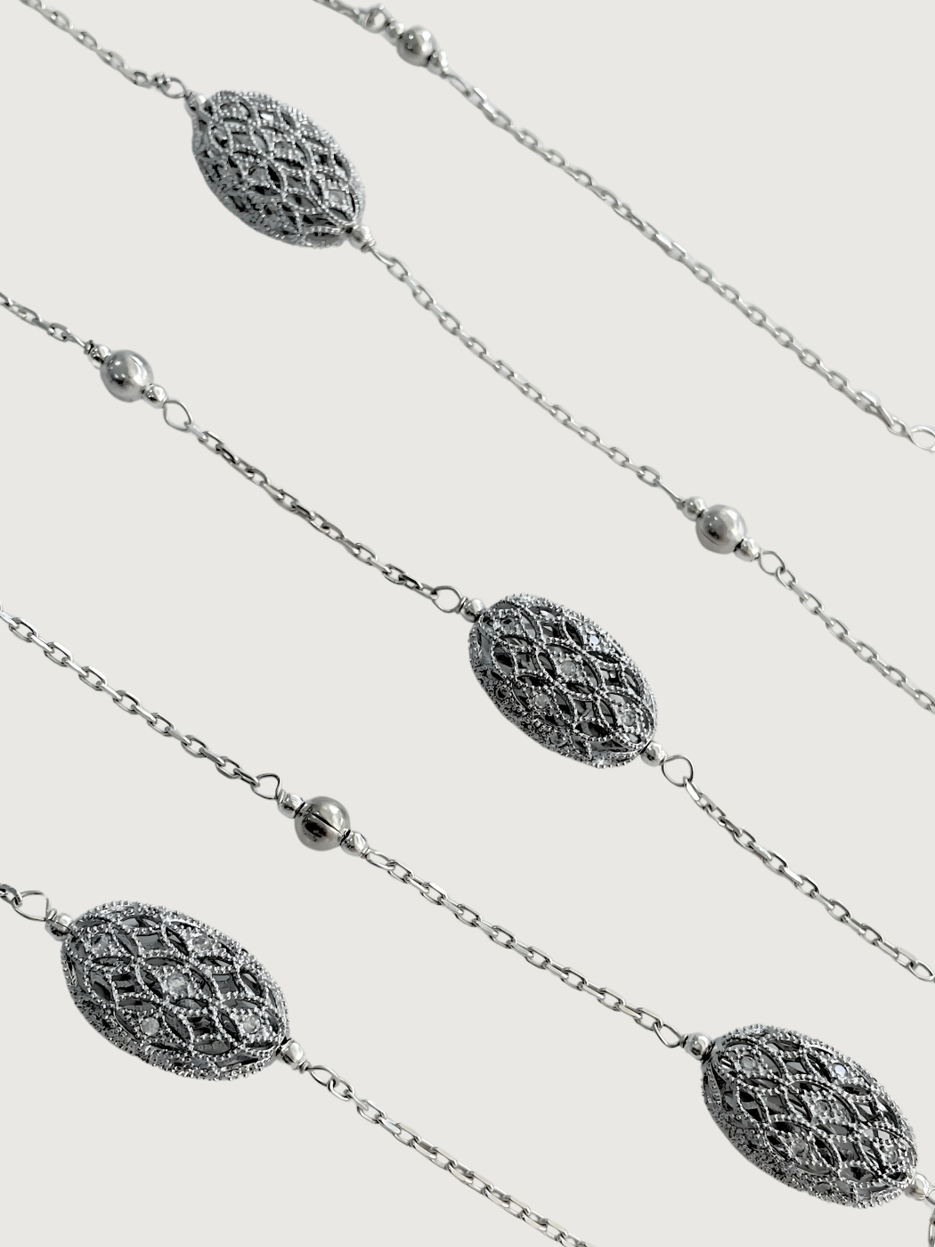 Closeup of Sylvia Long Necklace in 925 Sterling Silver Comfort Fit 94 cm 18.9gms