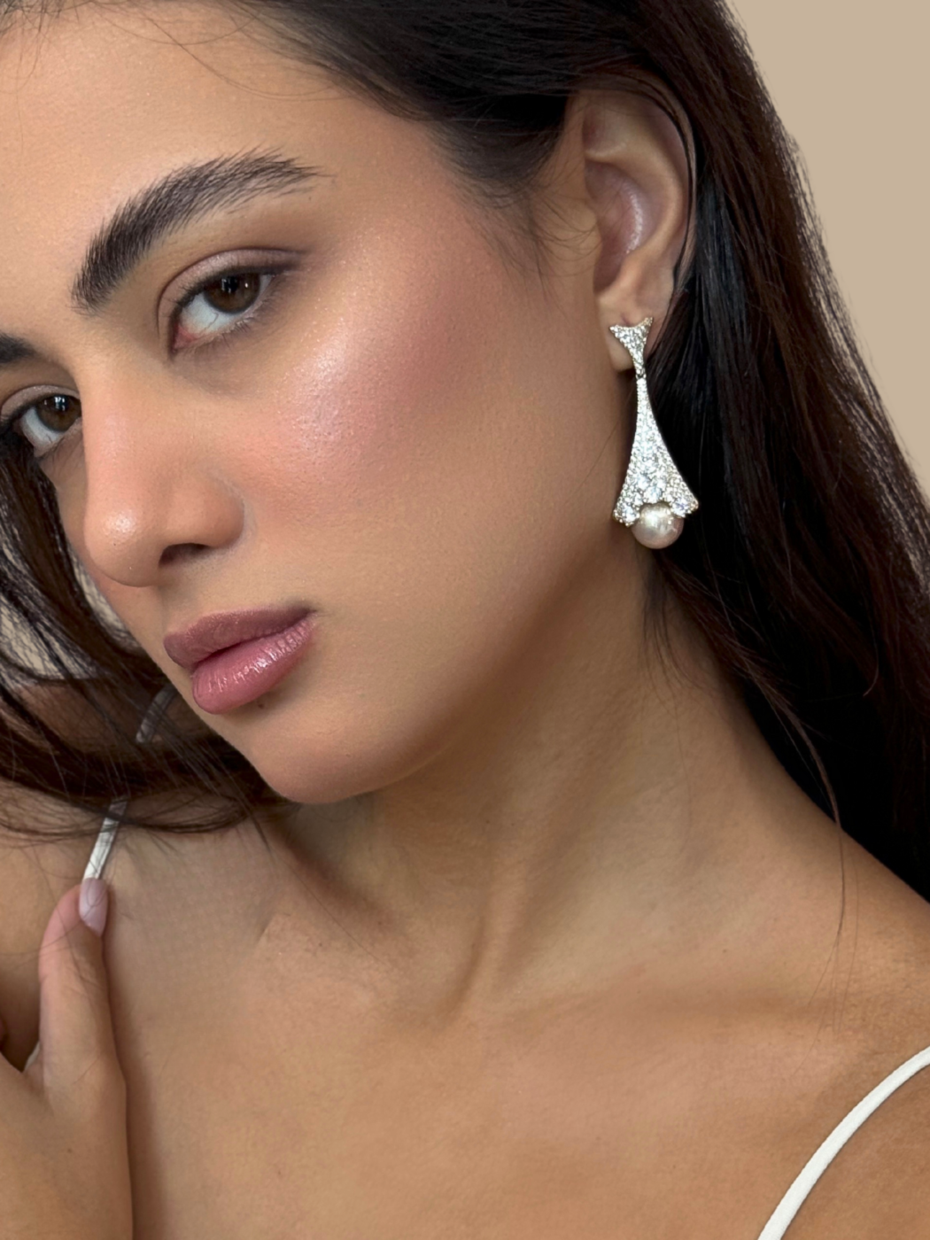 Model Wearing Madeline Pearl Dangle Earrings Jewelry for Pierced Ears Gold Plated Copper One Size 11.5gms Sterling Silver