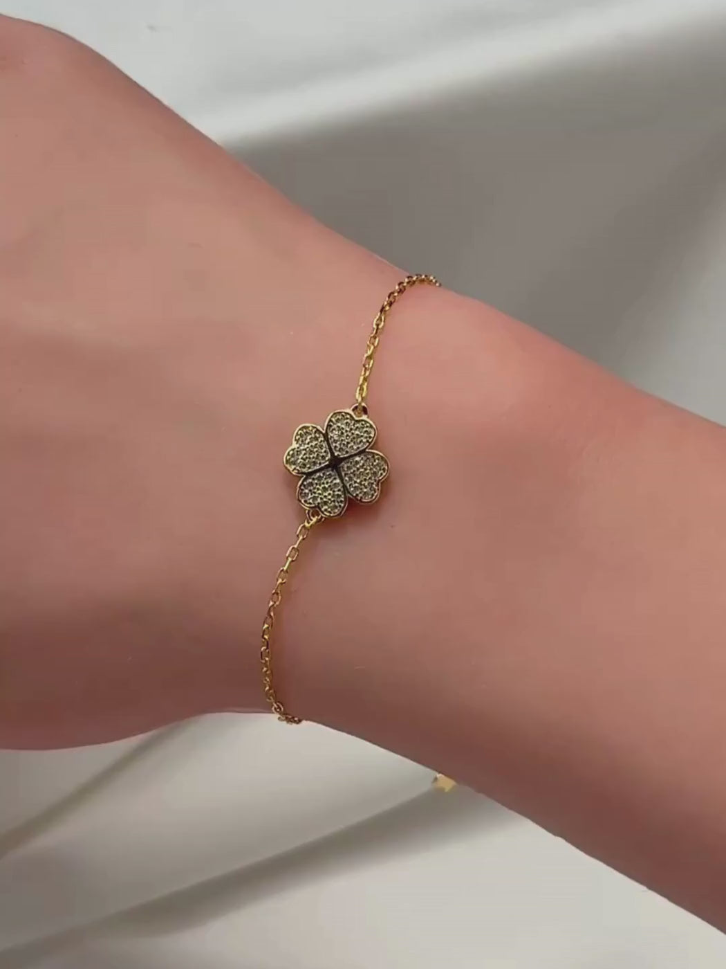Cara Clover Bracelet